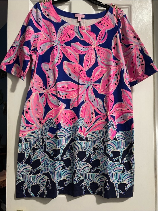 Lilly Pulitzer Dresses & Skirts - Lilly Pulitzer Pink, Blue & Purple Tropical Print Dress